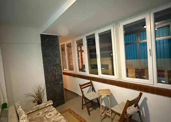 アパート Center View ティラナ