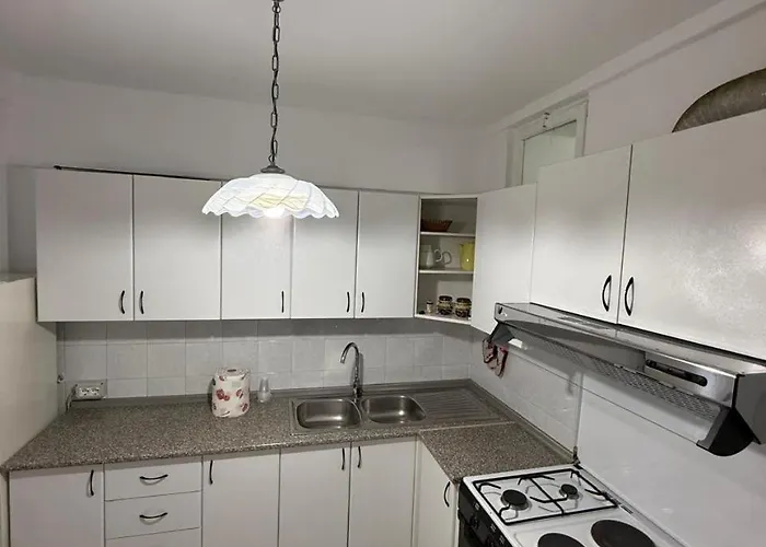 Center View 아파트 티라나